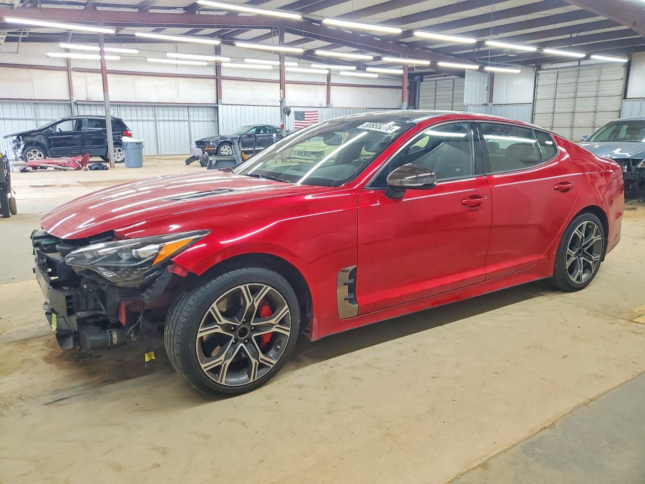 Salvage Kia Stinger Image