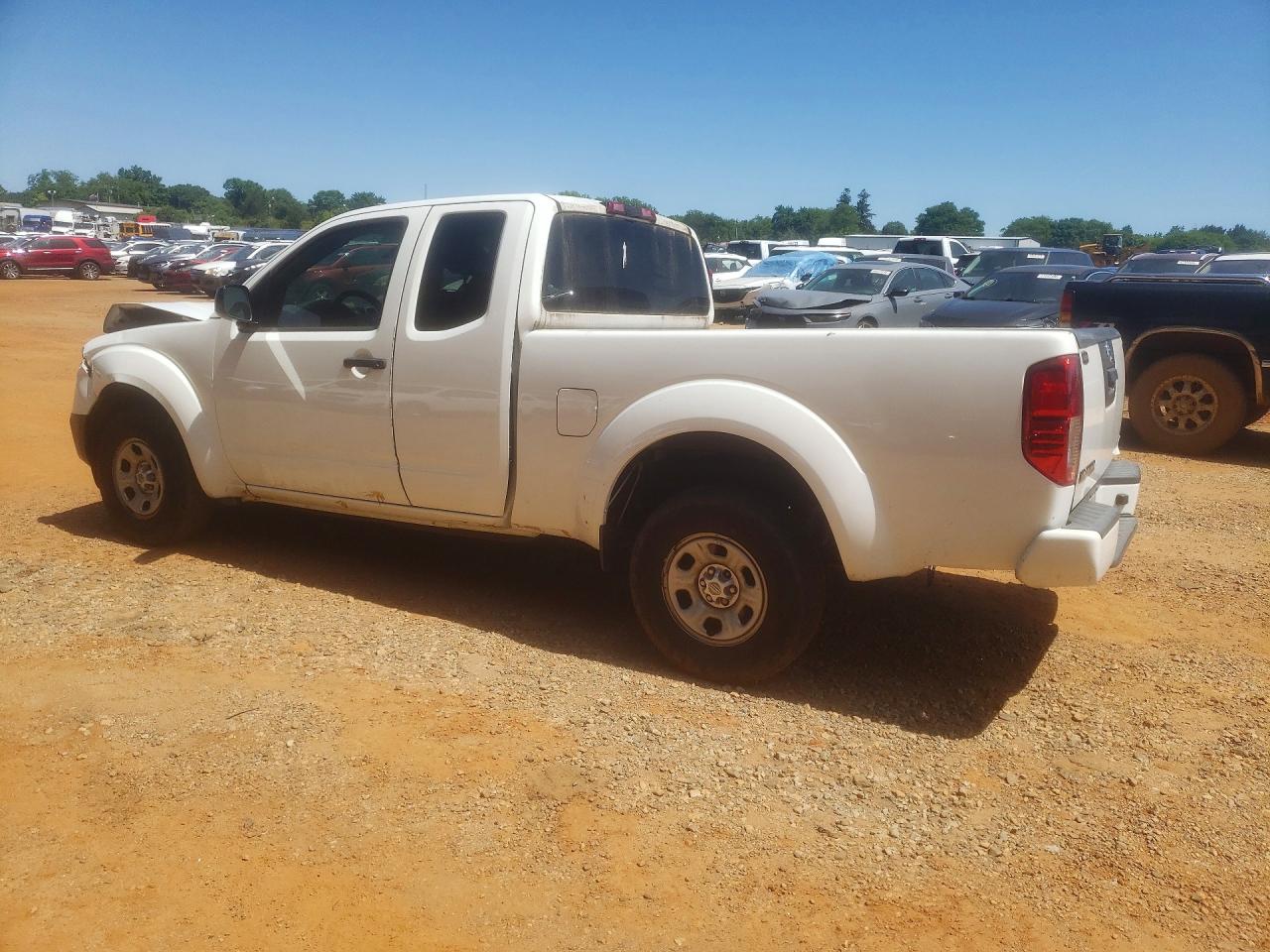 Nissan Frontier S