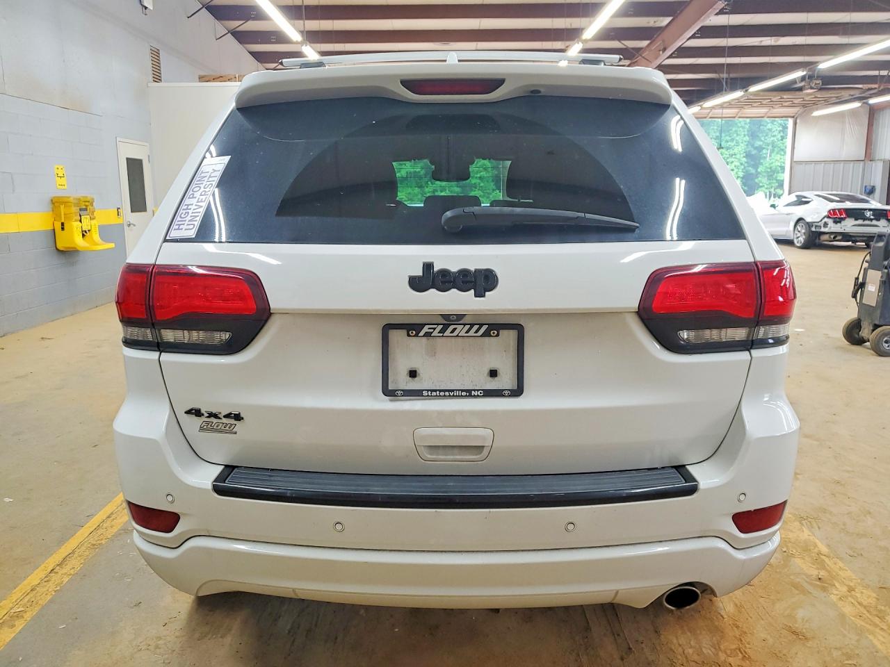 Jeep Cherokee Laredo