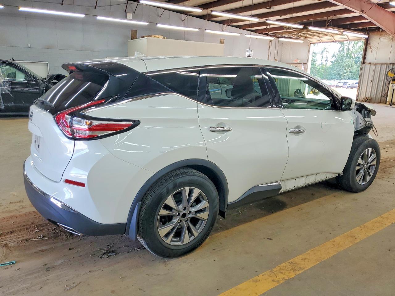 Nissan Murano S