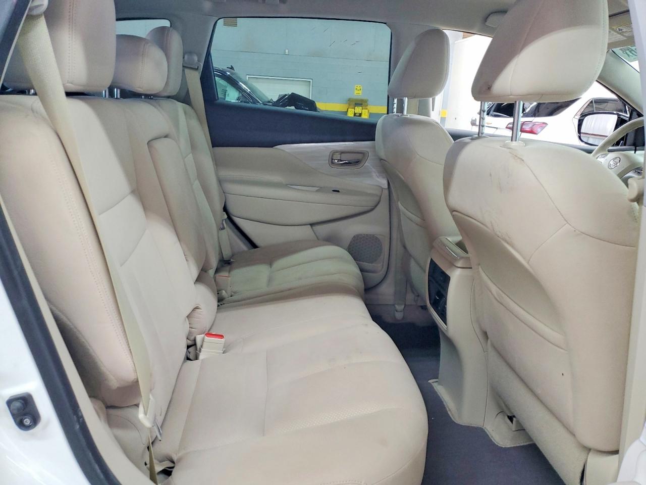Nissan Murano S