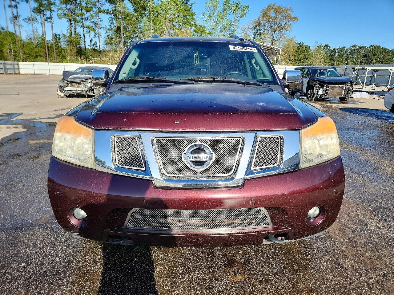 Nissan Armada Sv