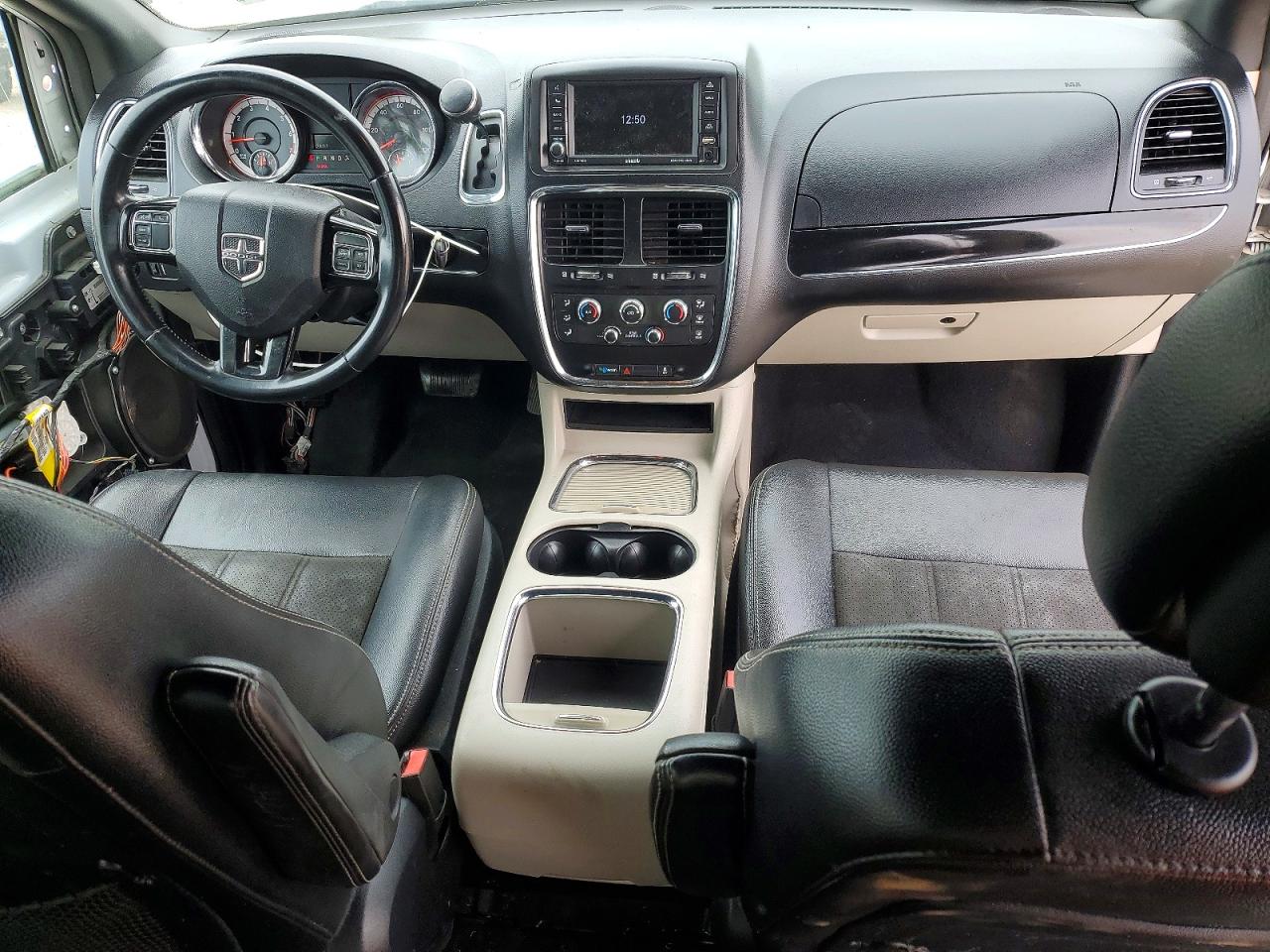 Dodge Caravan Sxt