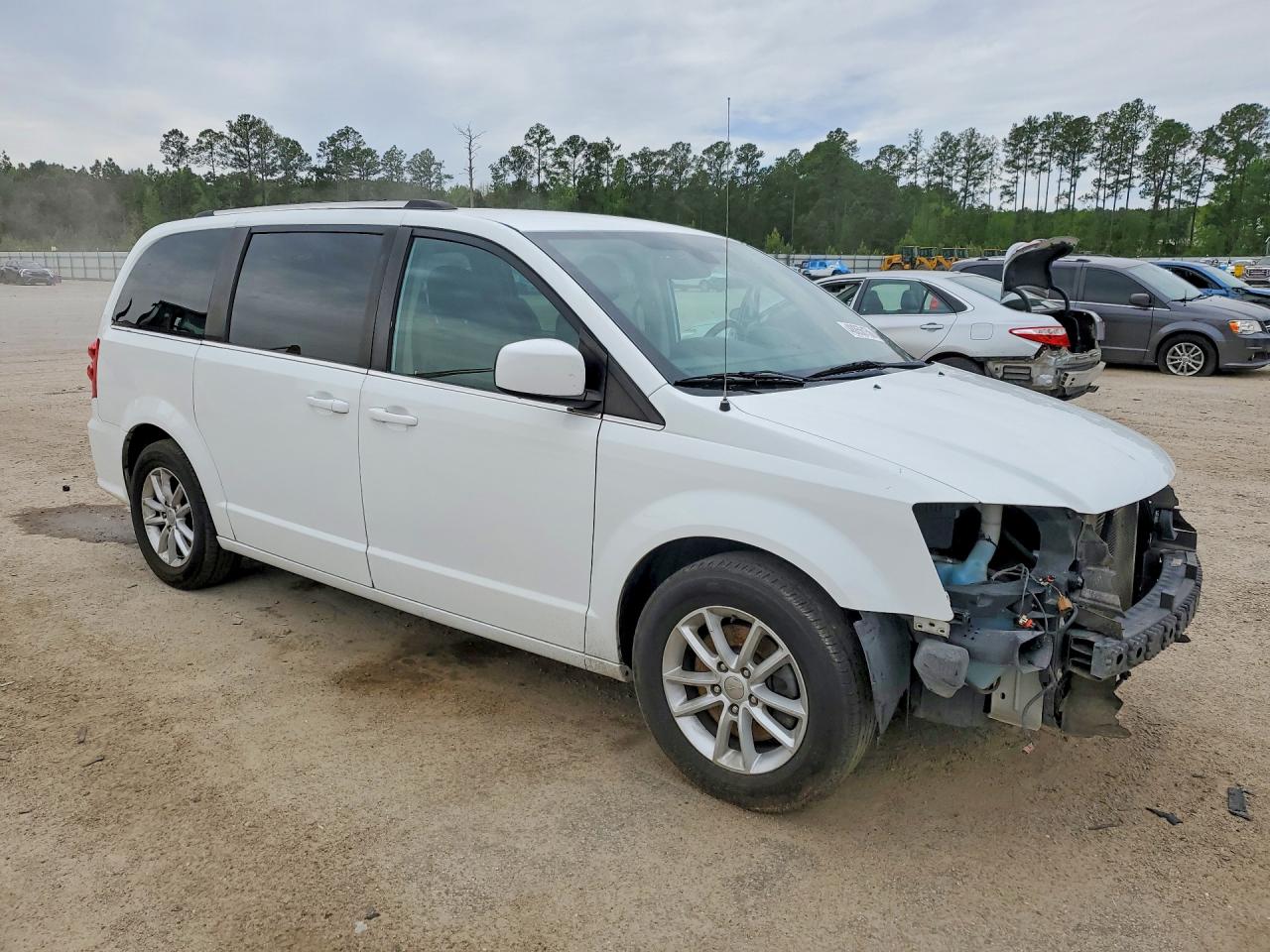 Dodge Caravan Sxt