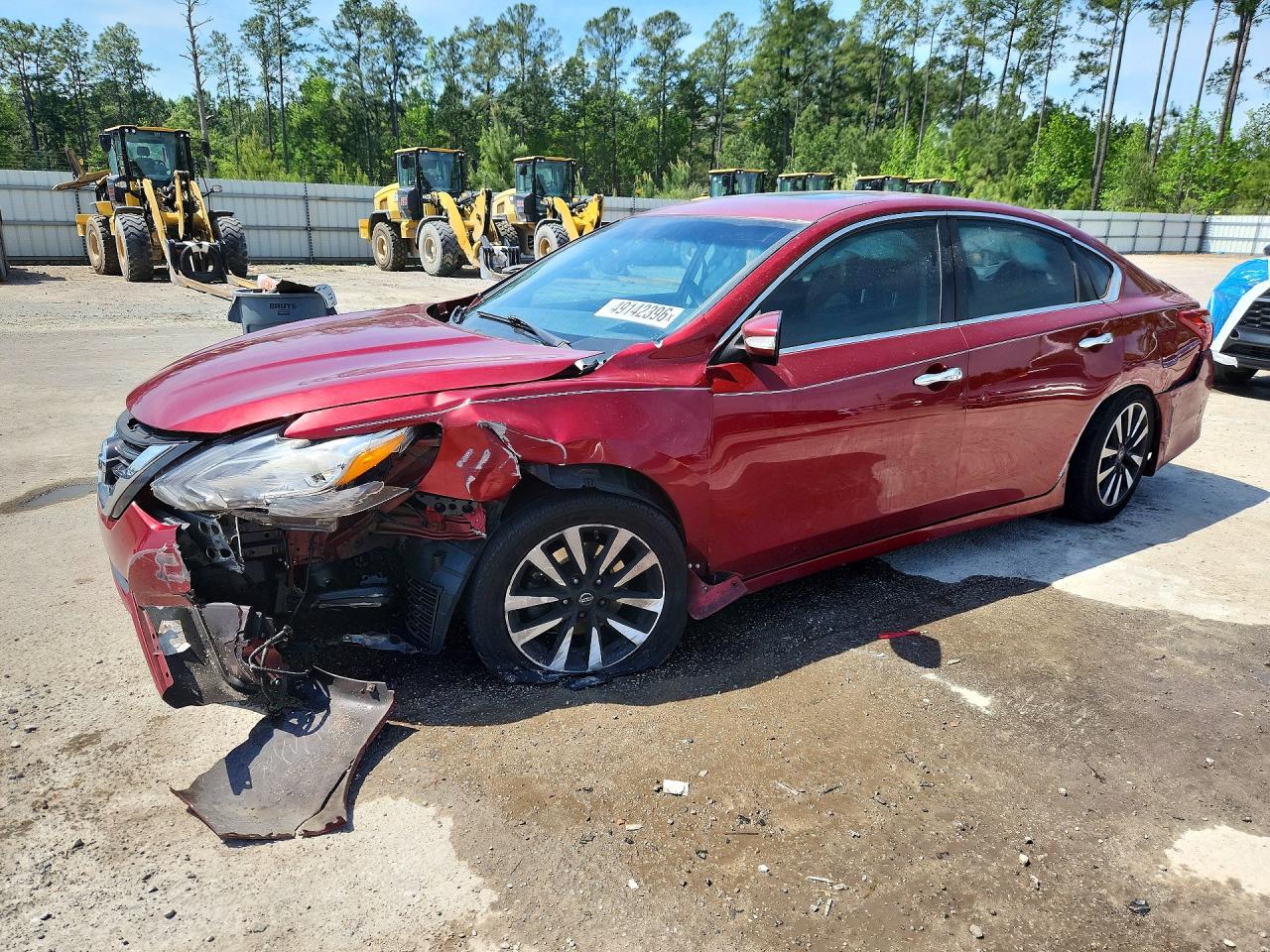 Salvage Nissan Altima Image