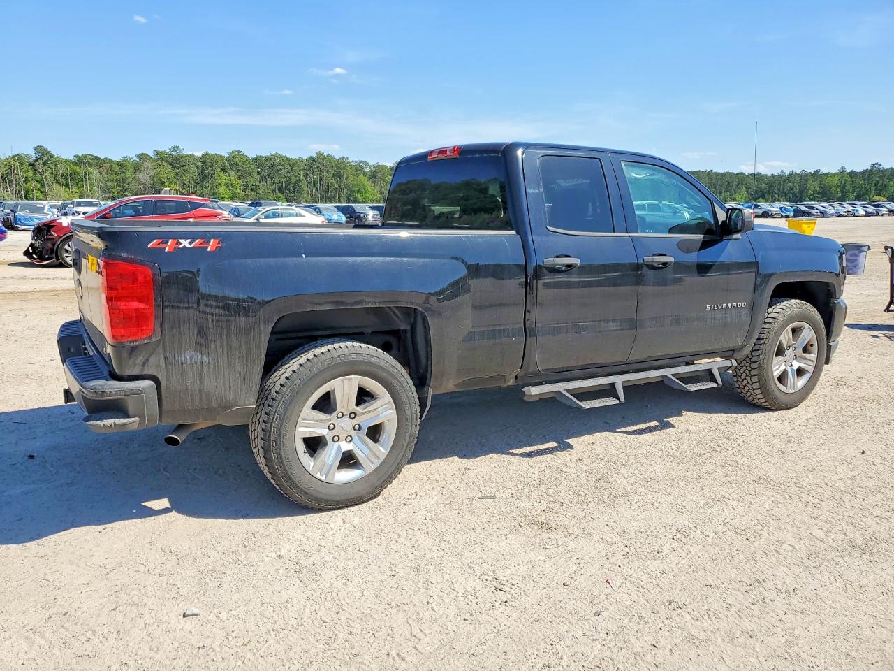 Chevrolet Silverado K1500 Custom