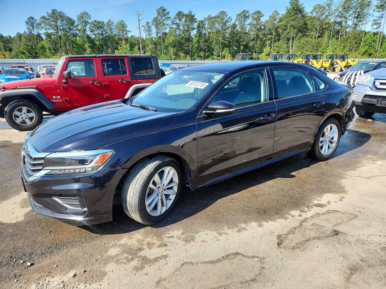 Salvage Volkswagen Passat Image