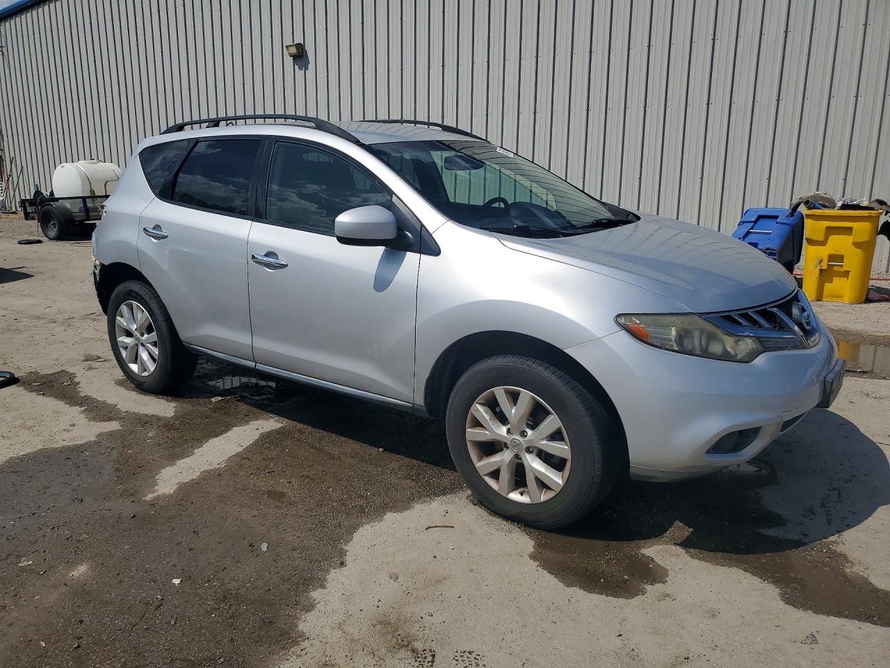 Nissan Murano S