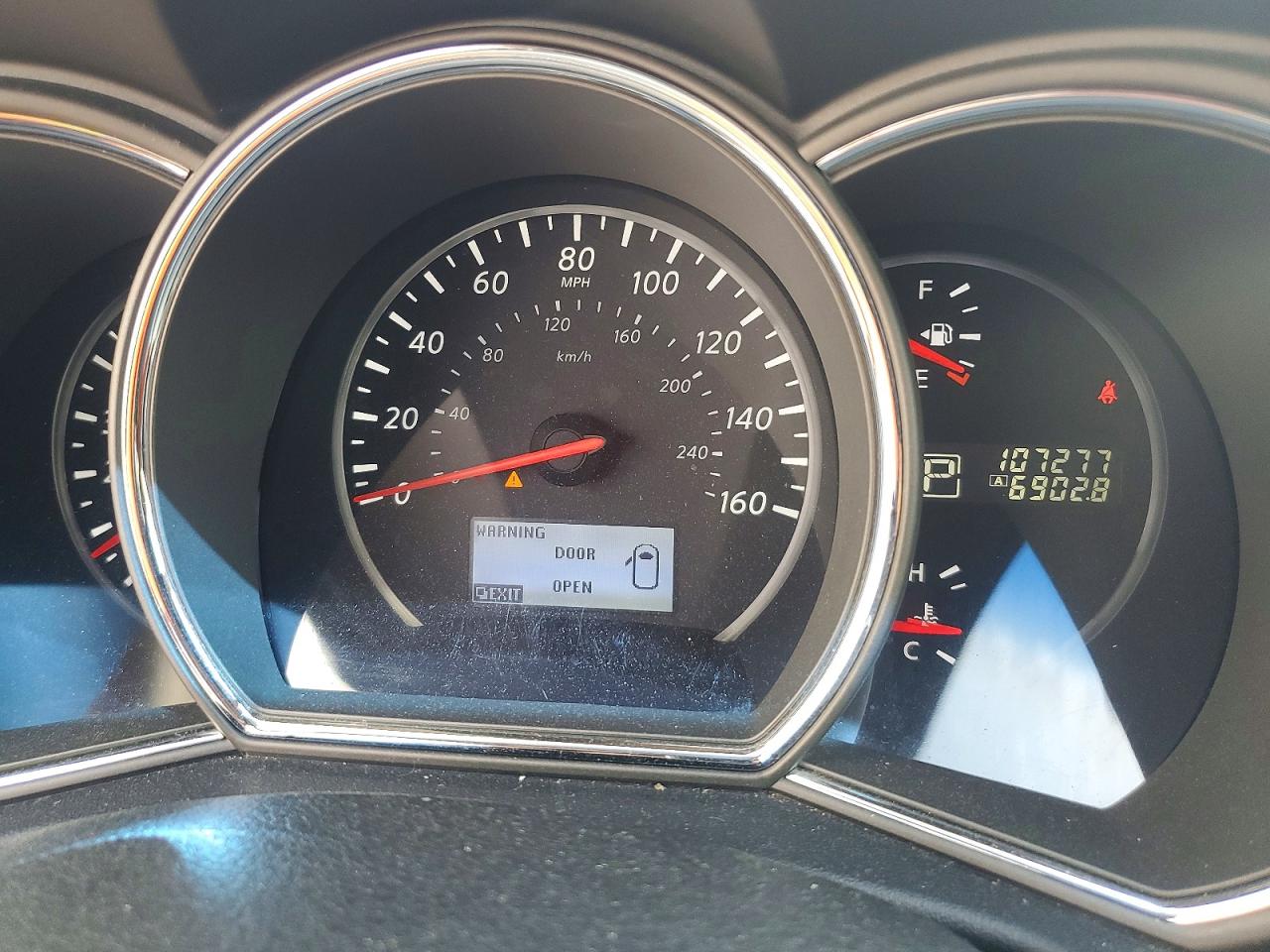 Nissan Murano S