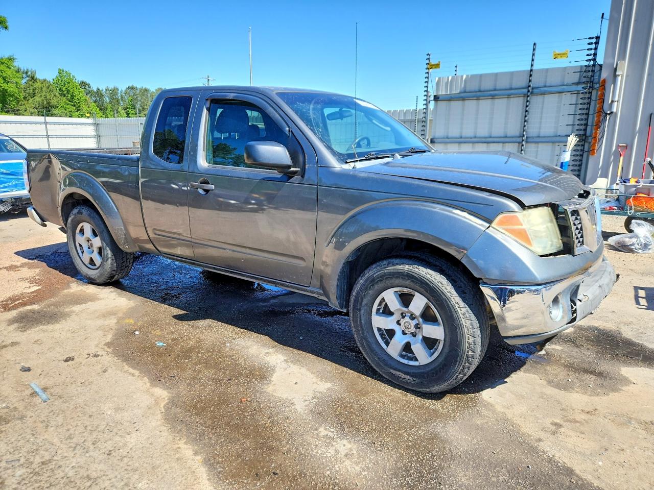 Nissan Frontier Se