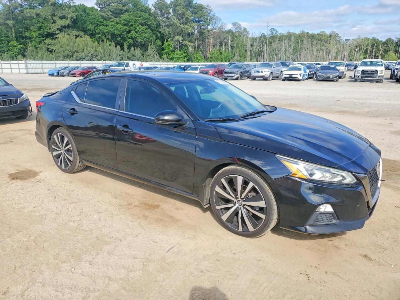 Nissan Altima Sr