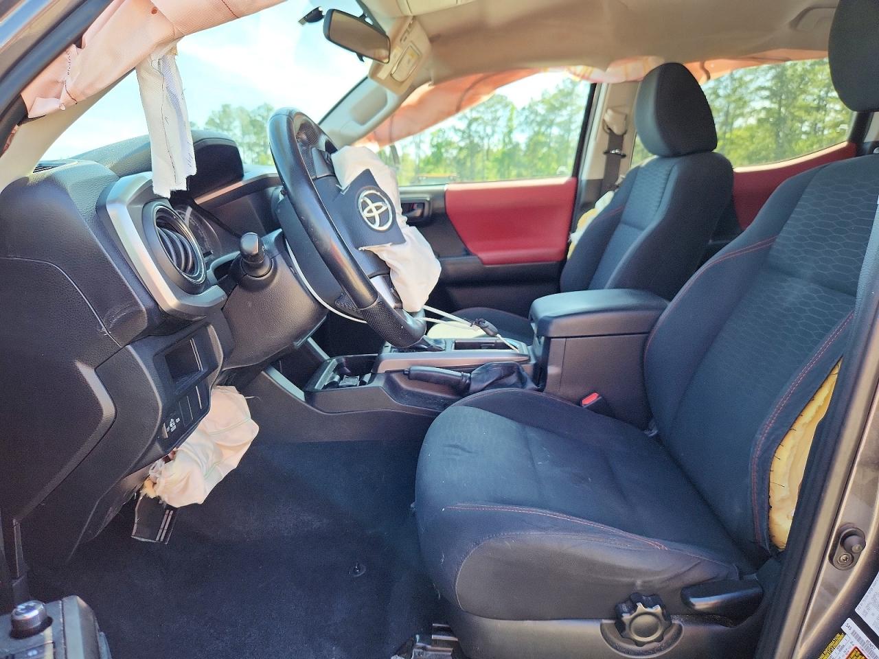 Toyota Tacoma Sr5 V6