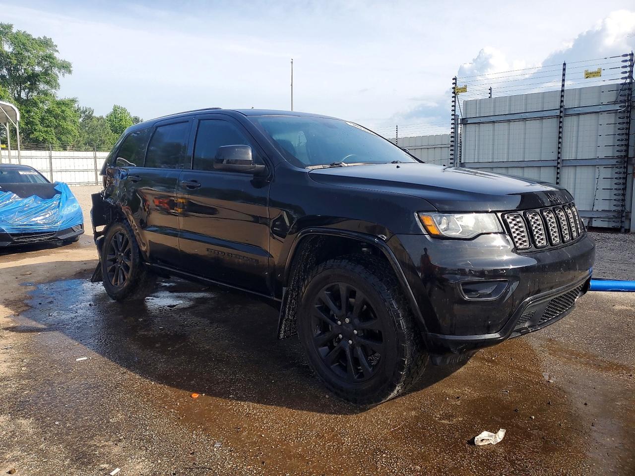 Jeep Grand Cherokee Laredo
