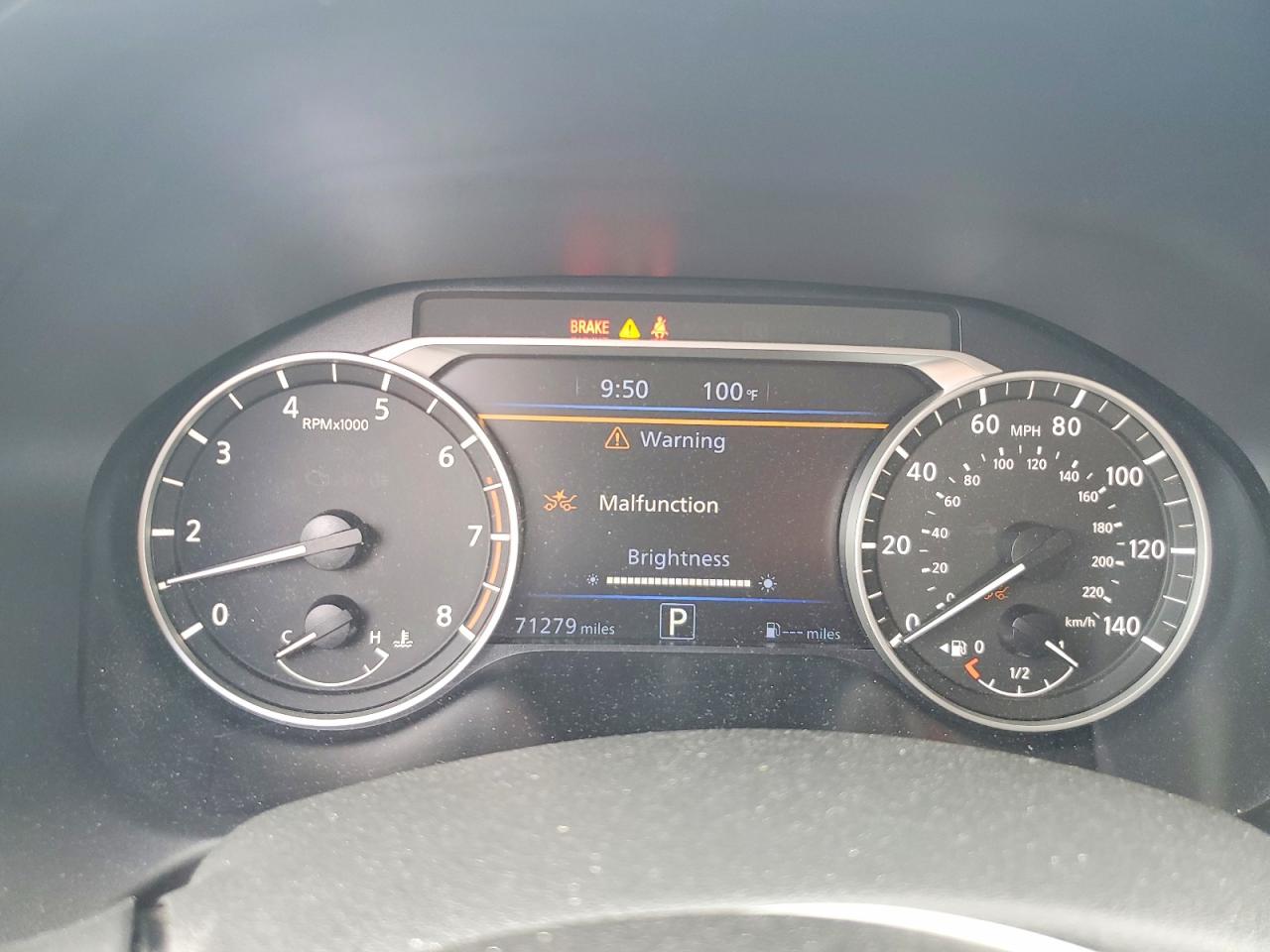 Nissan Altima Sr