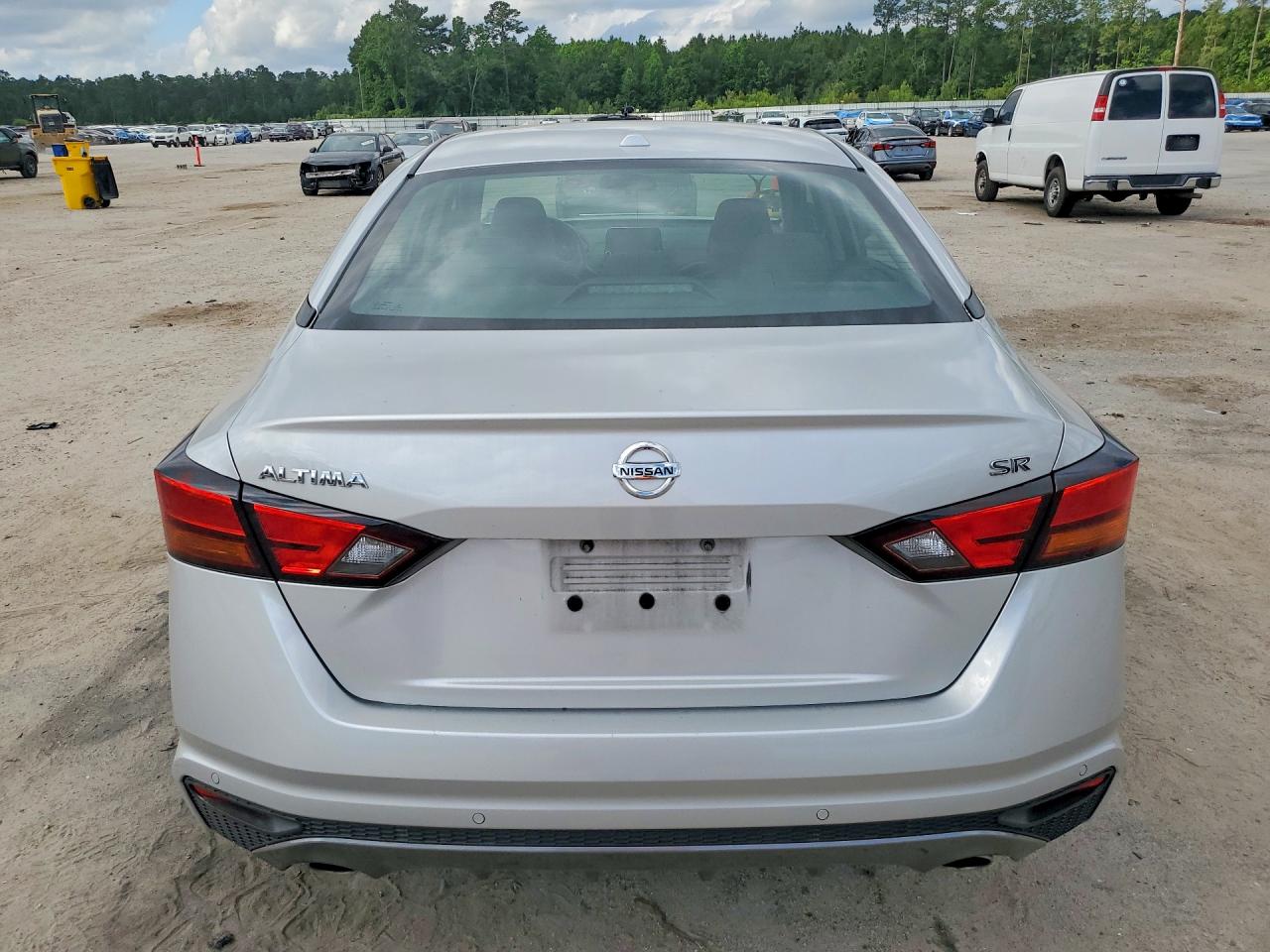 Nissan Altima Sr