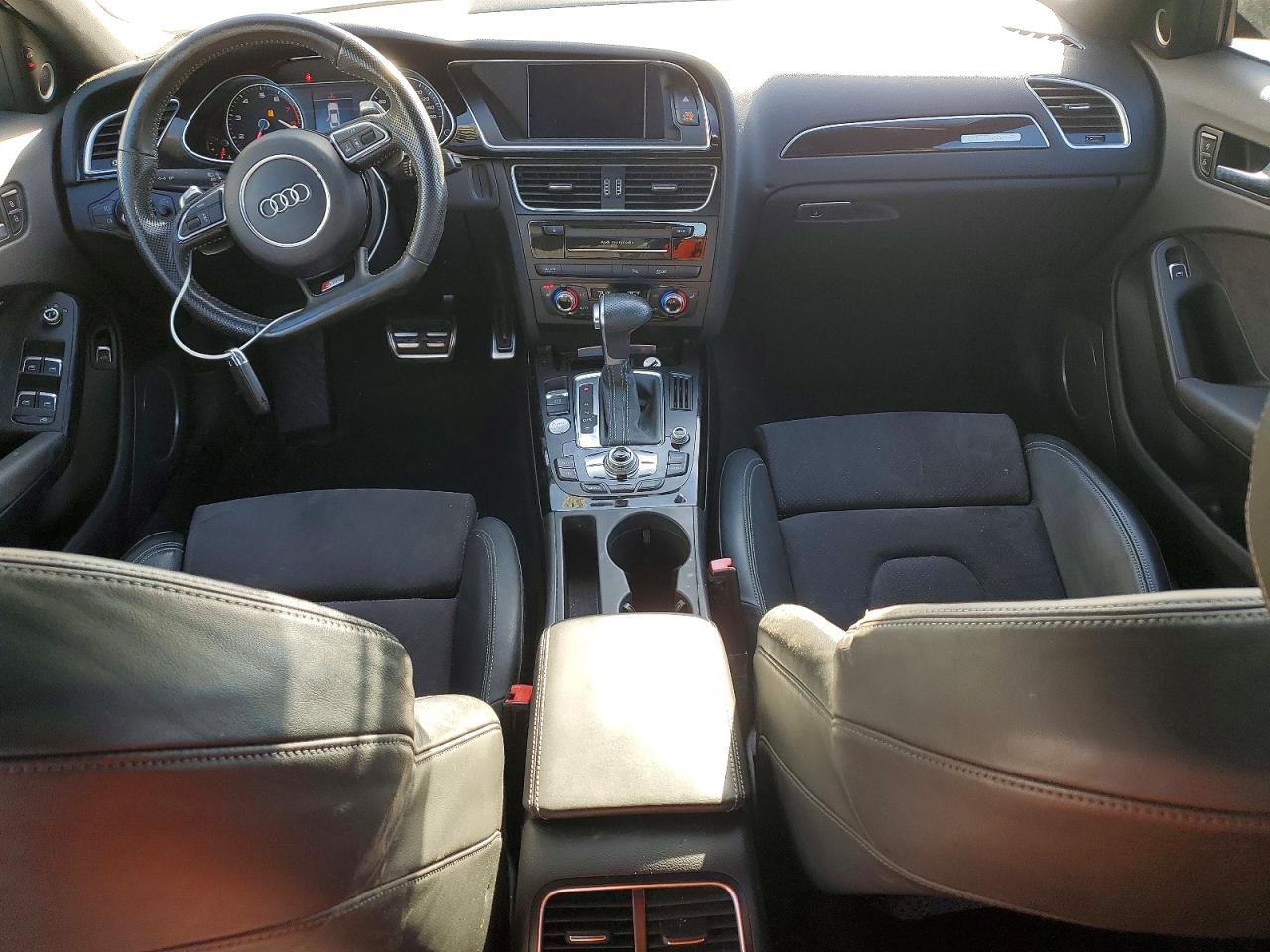 Audi A4 Premium Plus S-line