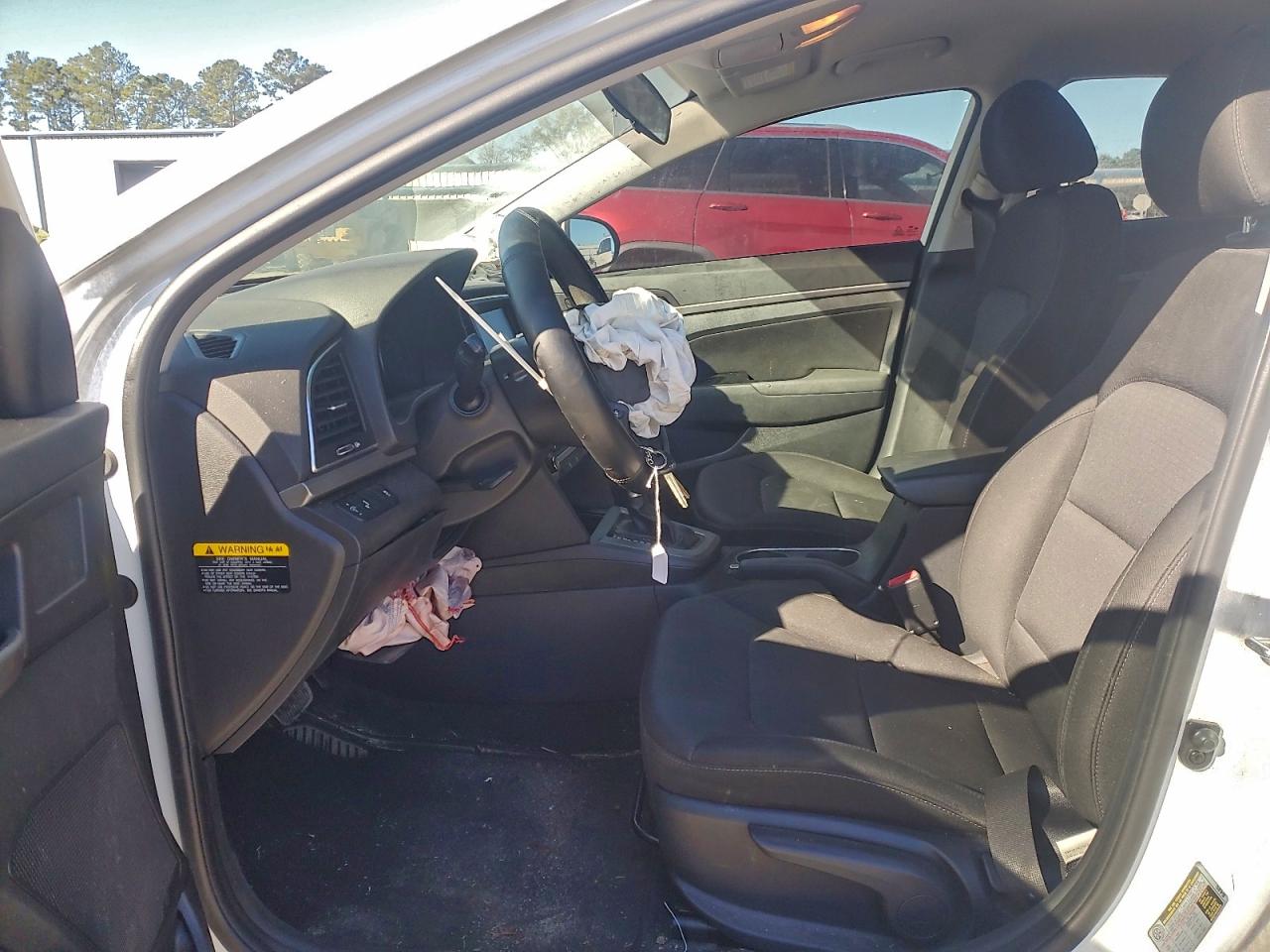 Hyundai ELANTRA Sel