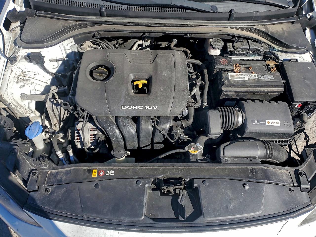 Hyundai ELANTRA Sel