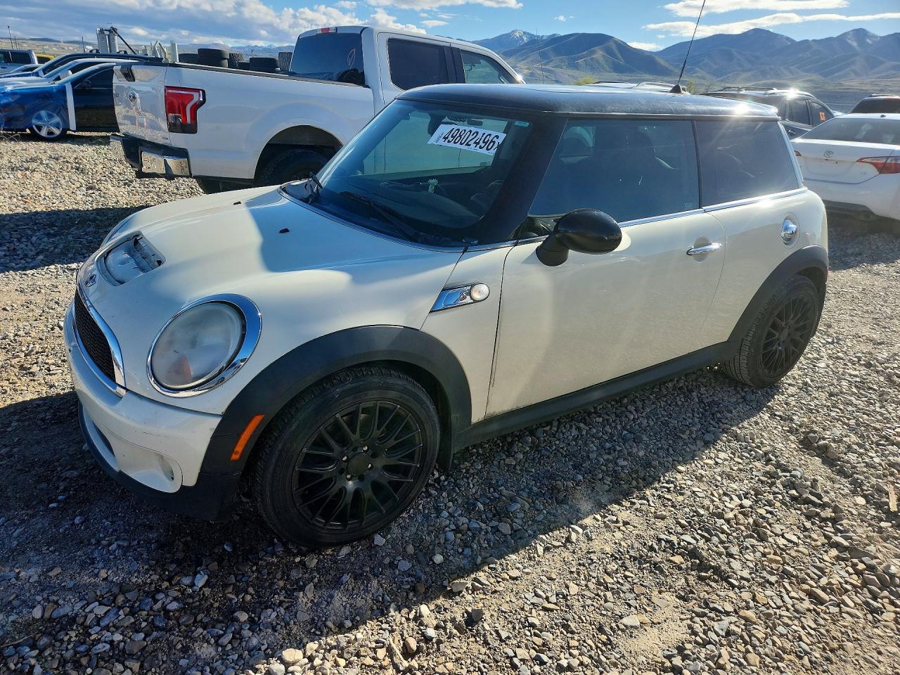 Salvage MINI Cooper Image