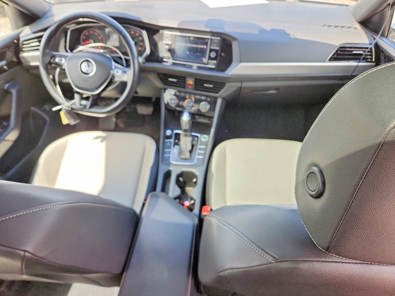 Volkswagen Jetta S