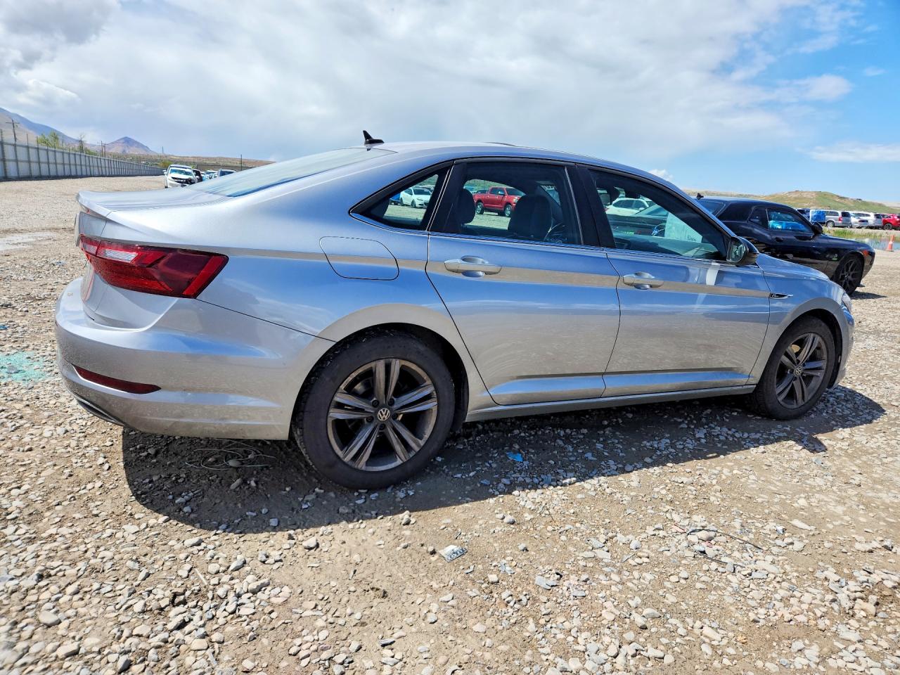 Volkswagen Jetta S