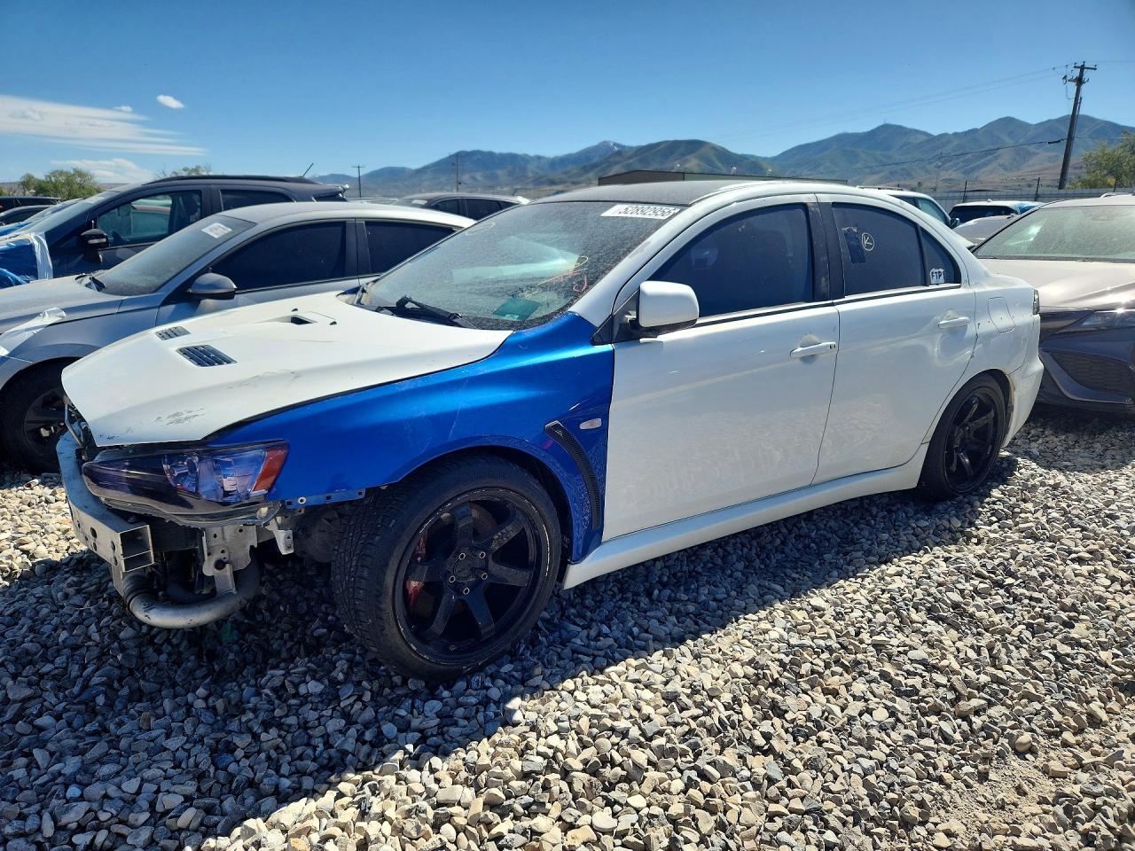 Salvage Mitsubishi Evo Image