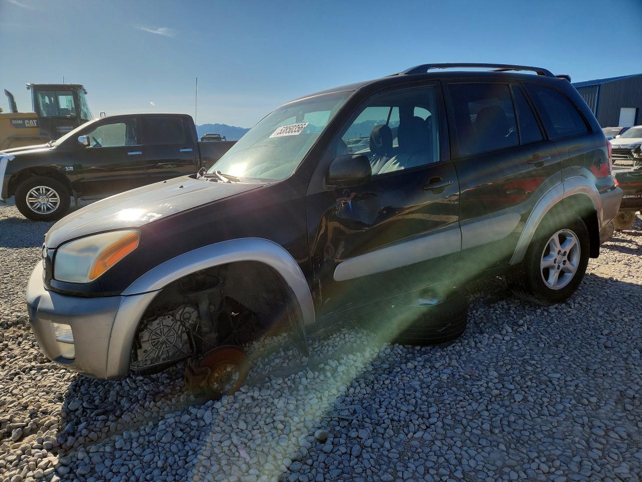 Salvage Toyota RAV4 Image