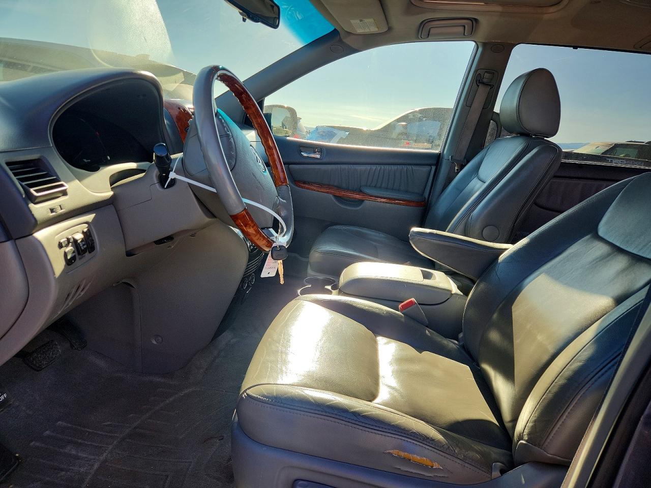 Toyota Sienna Limited