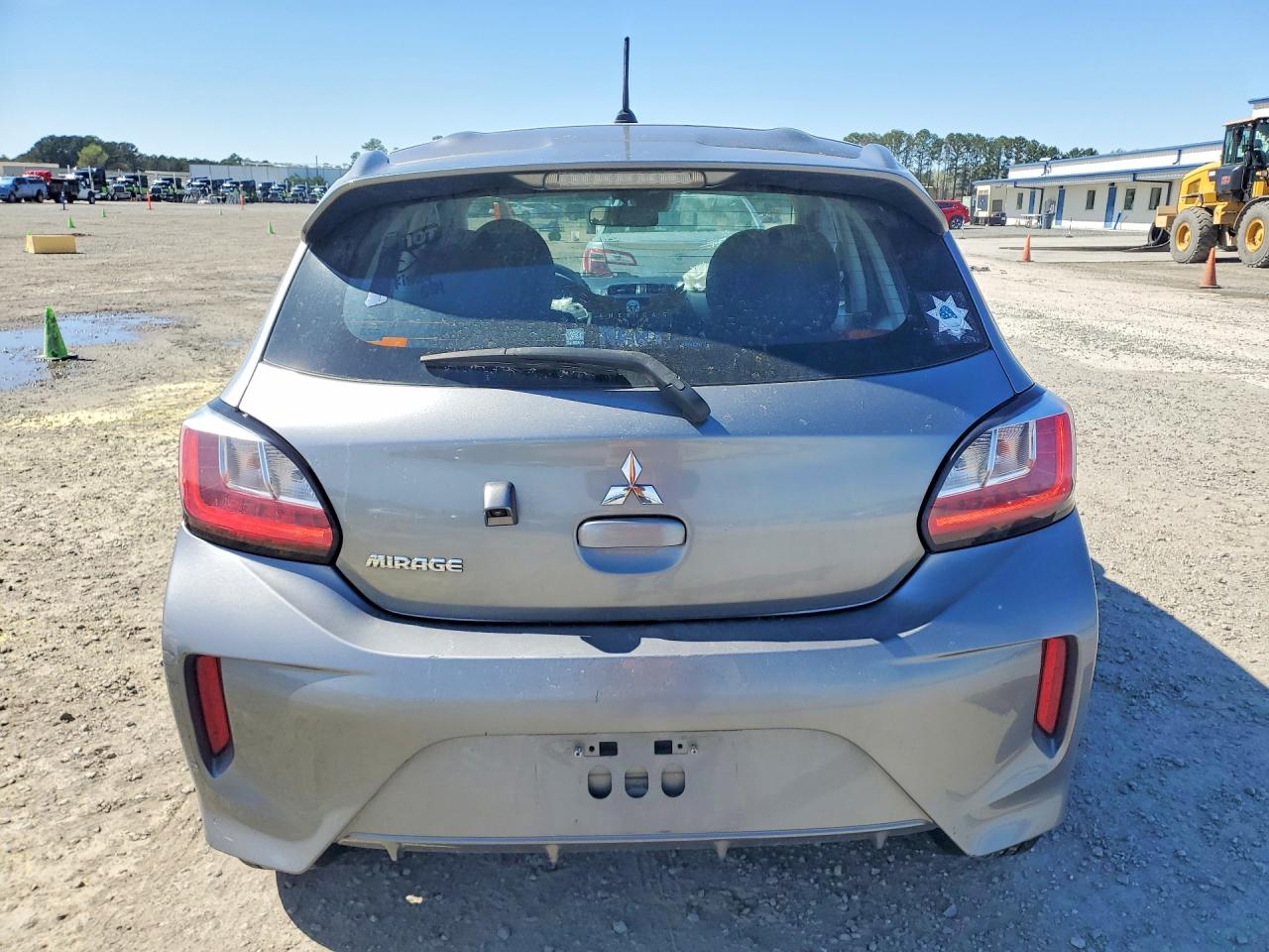 Mitsubishi Mirage Es