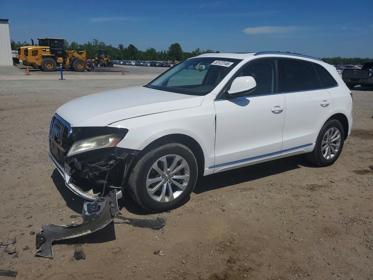 Salvage Audi Q5 Image
