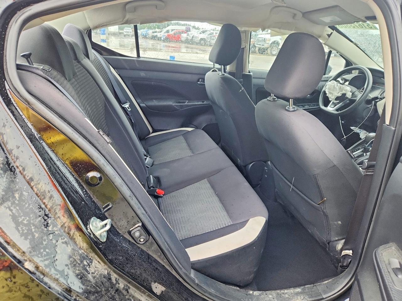Nissan Versa Sv