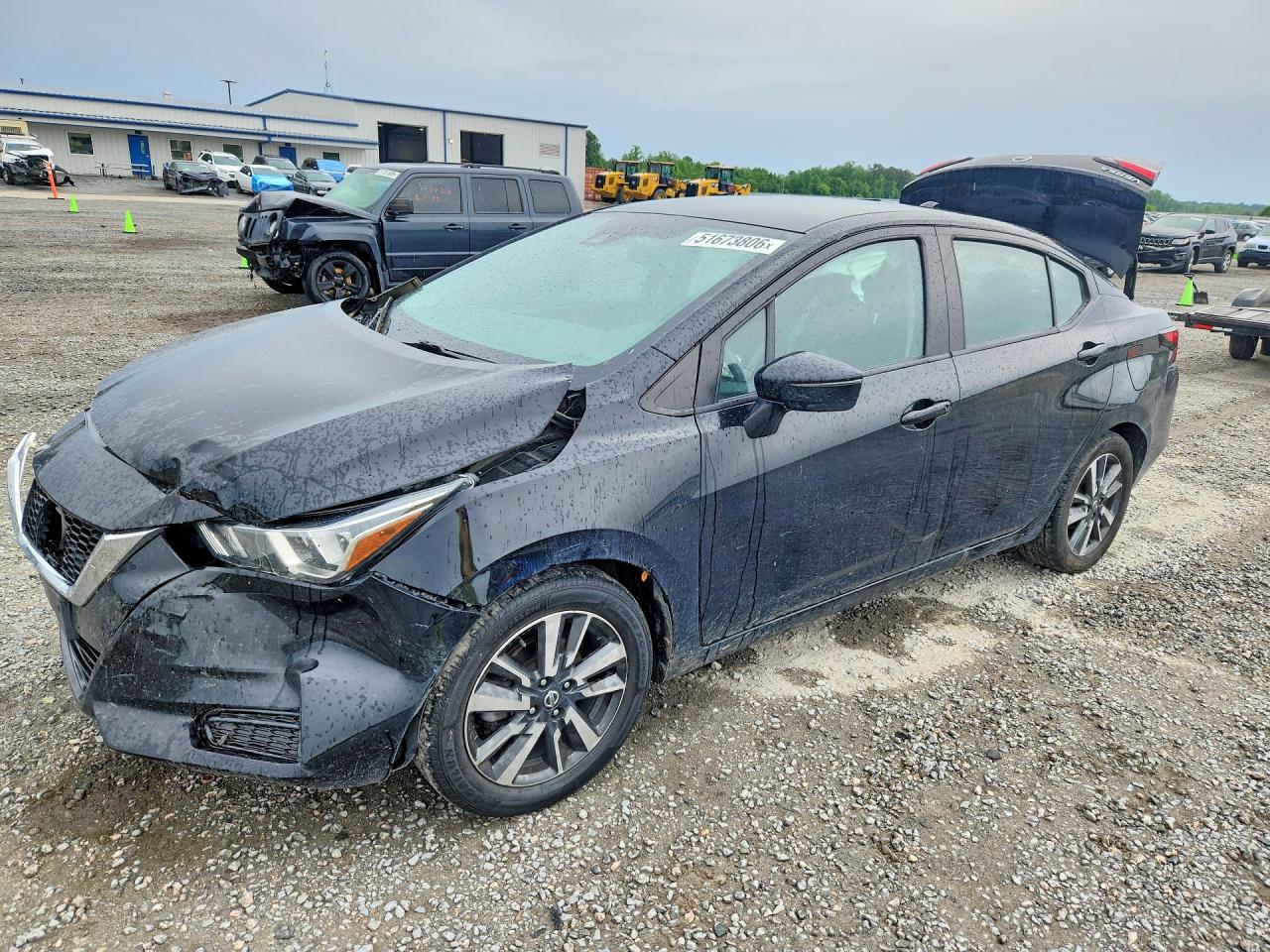 Salvage Nissan Versa Image
