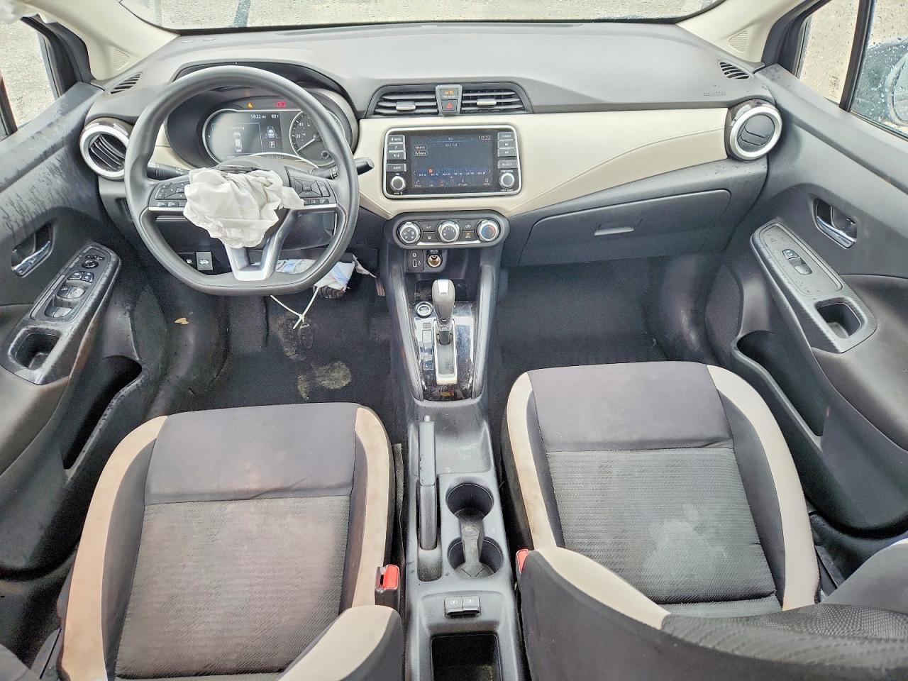 Nissan Versa Sv