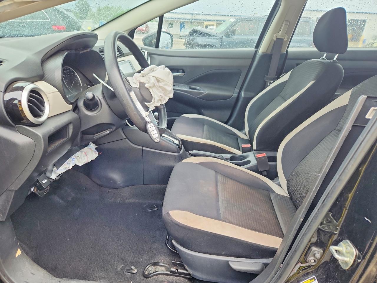 Nissan Versa Sv