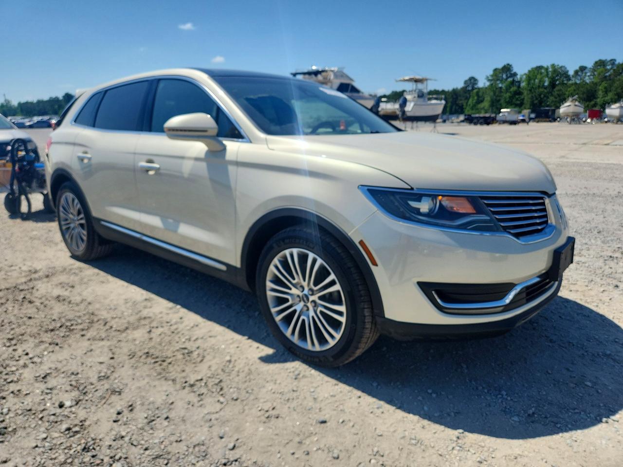 Lincoln MKX Reserve
