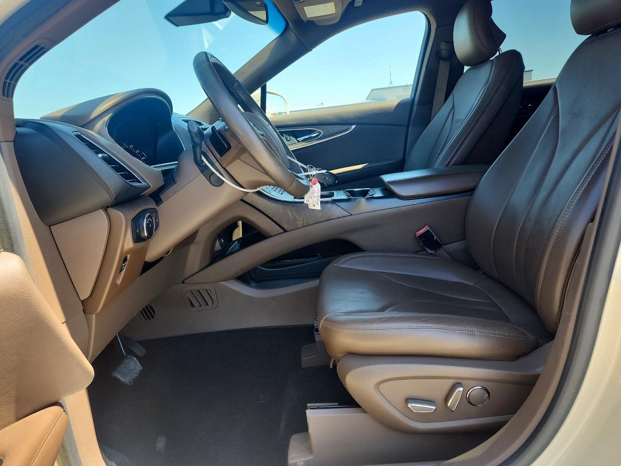 Lincoln MKX Reserve
