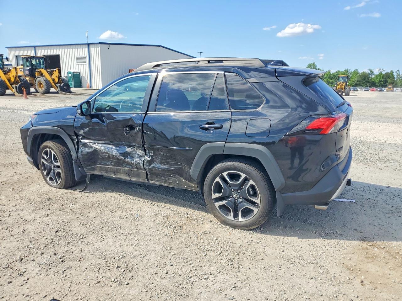 Toyota RAV4 Adventure