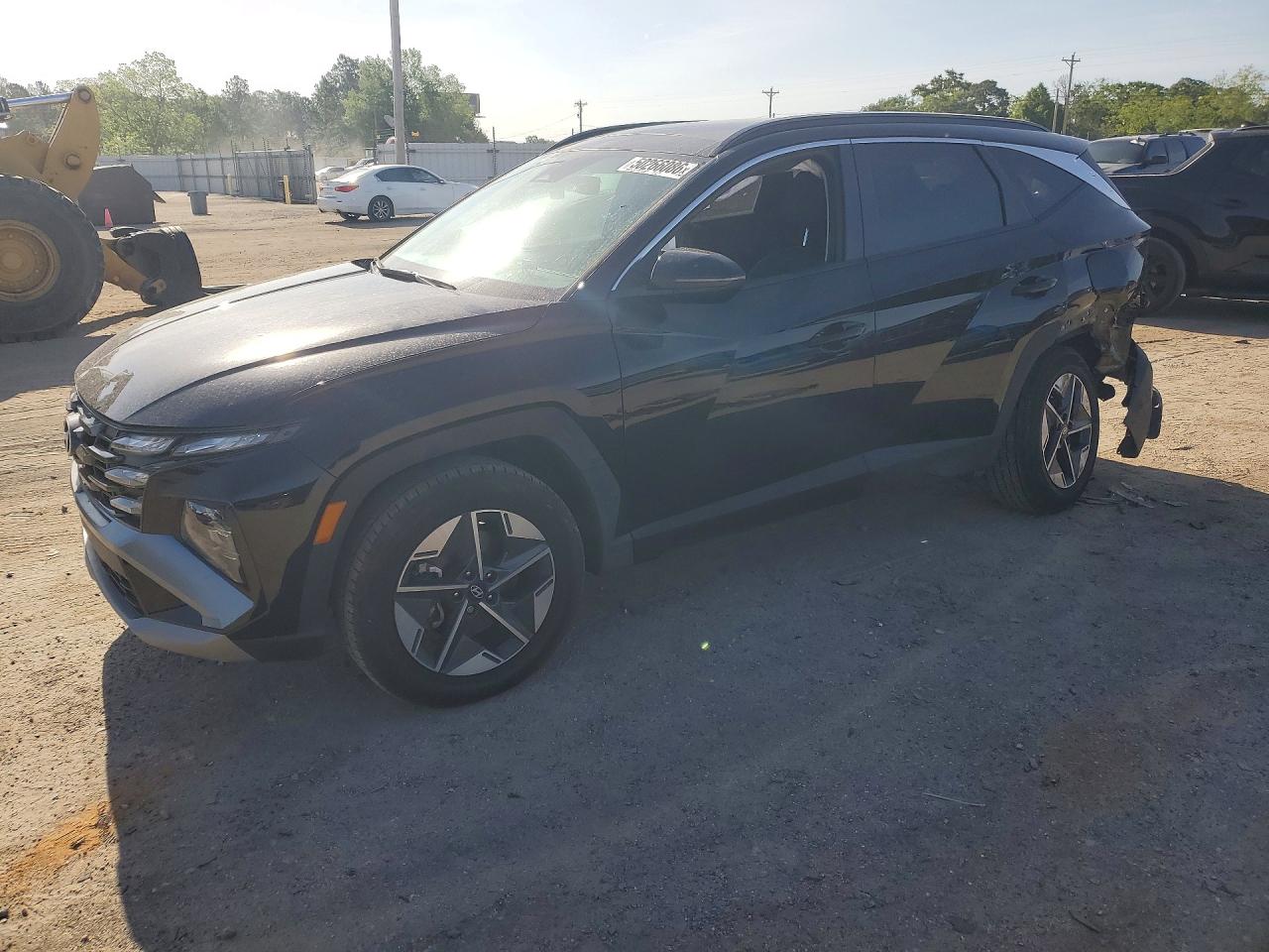 Salvage Hyundai TUCSON Image