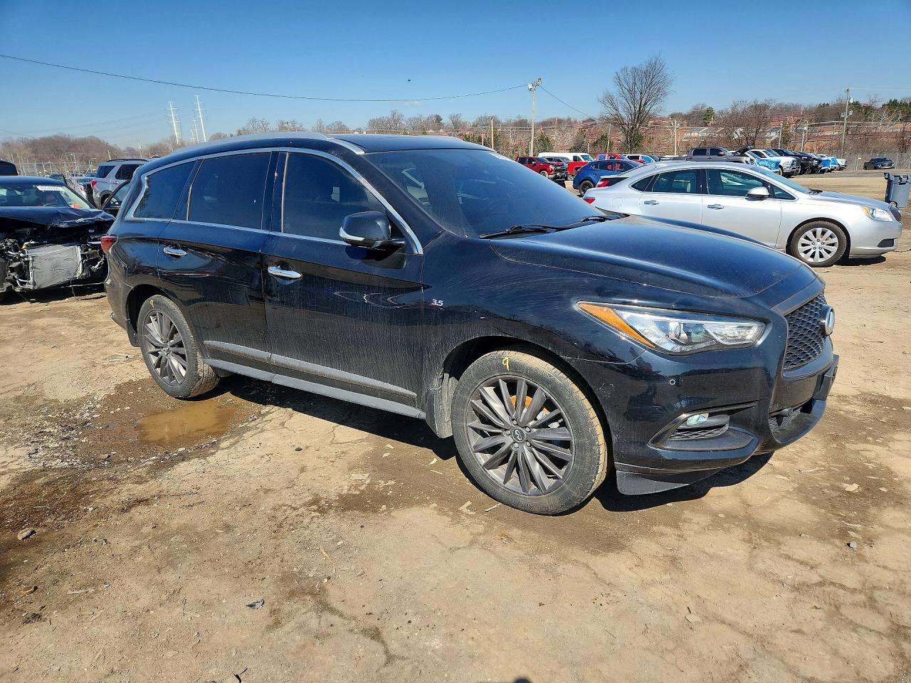 INFINITI Qx Luxe