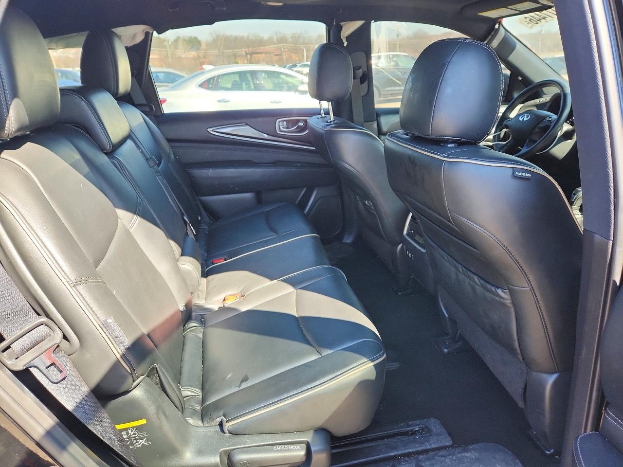 INFINITI Qx Luxe