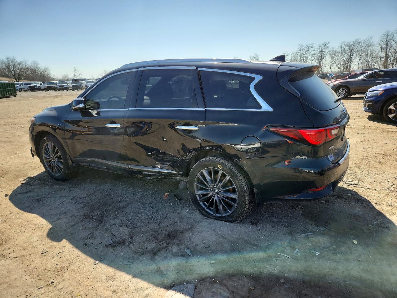 INFINITI Qx Luxe