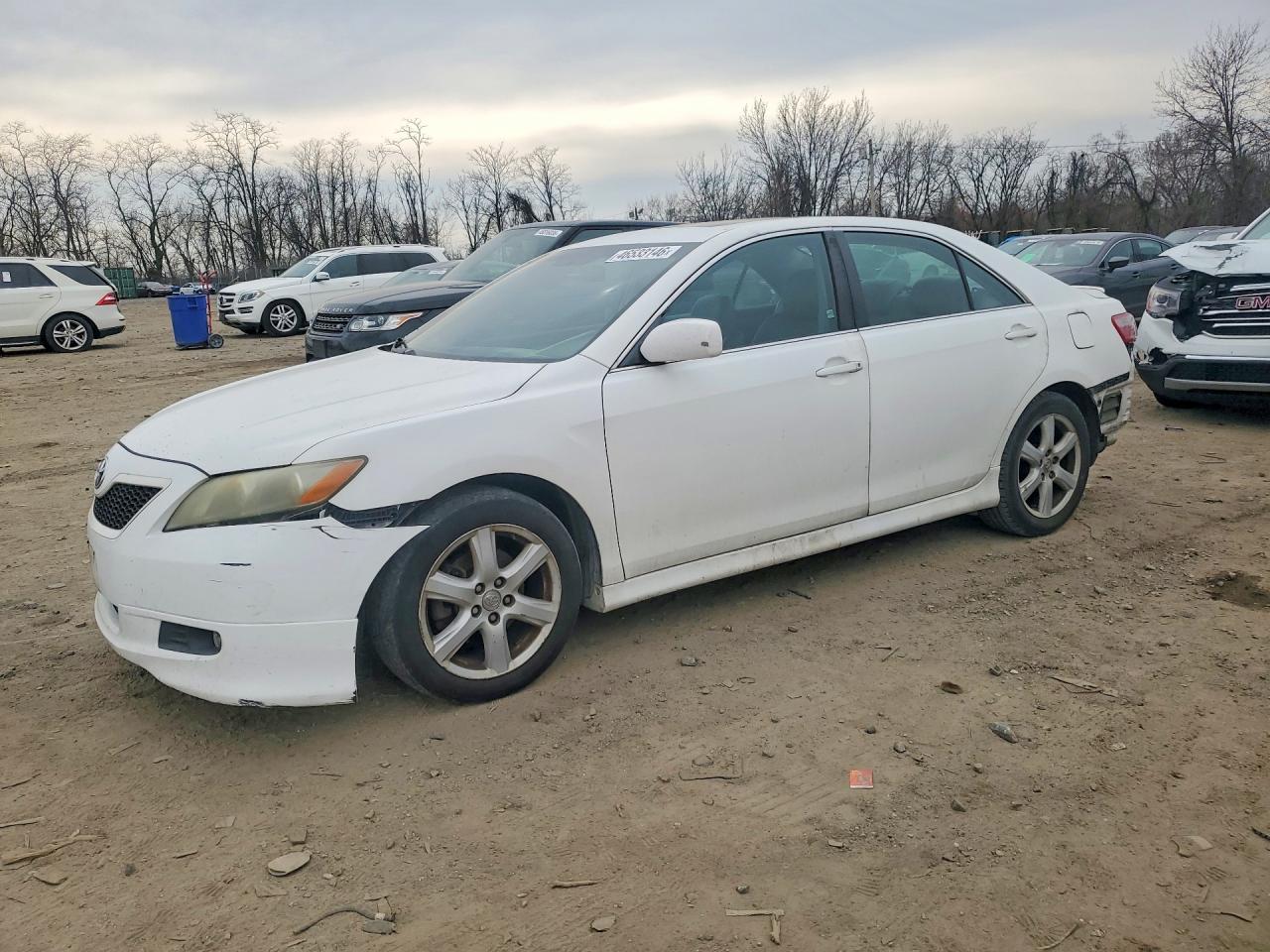 Salvage Toyota Camry Image