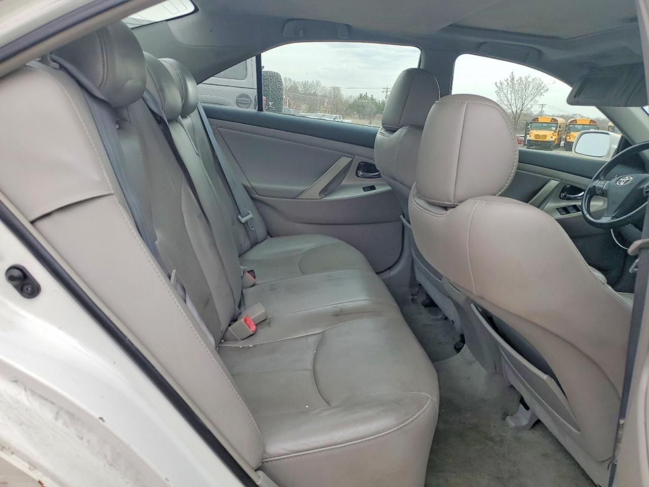 Toyota Camry Se V6