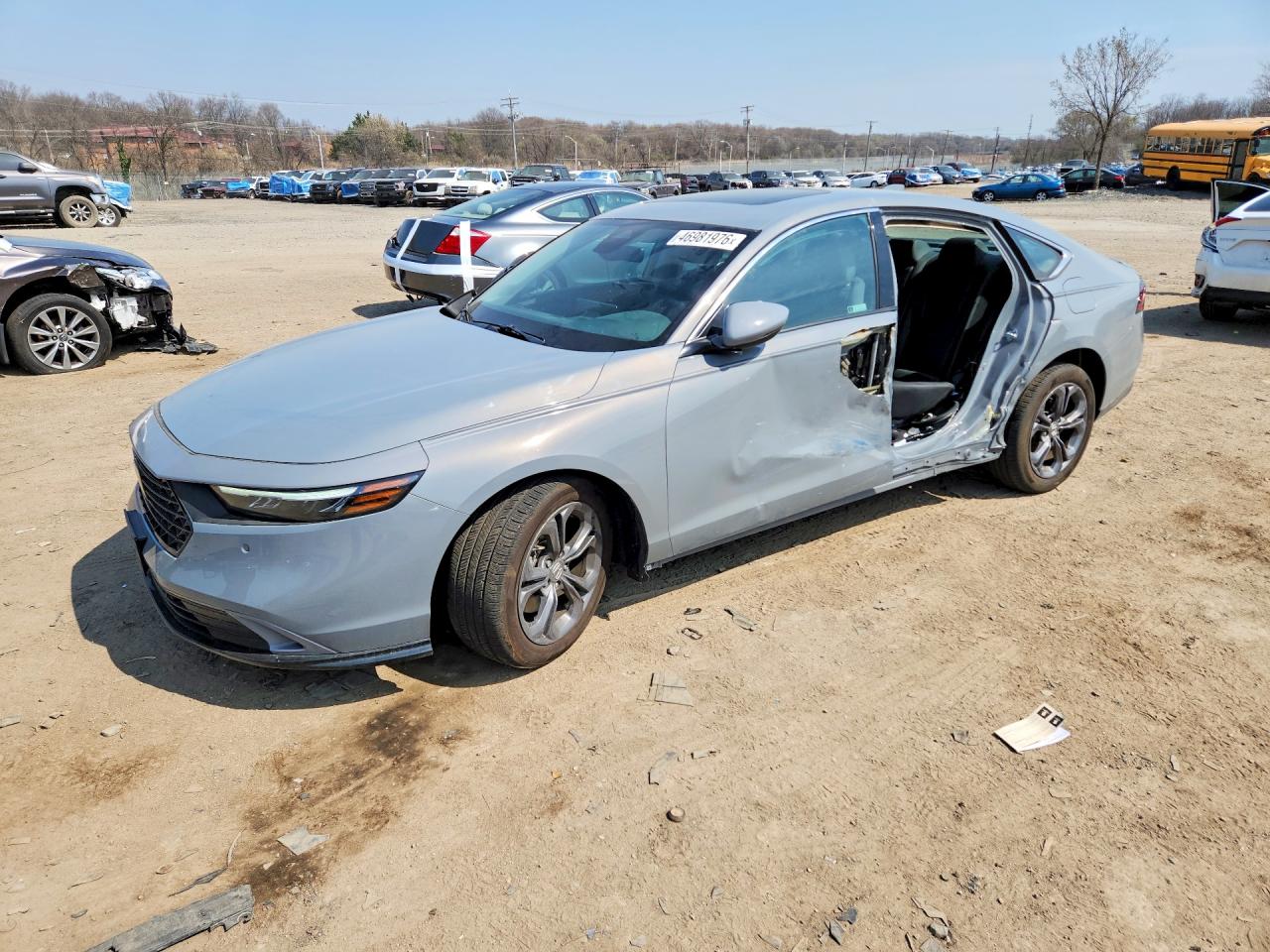 Salvage Honda Accord Image