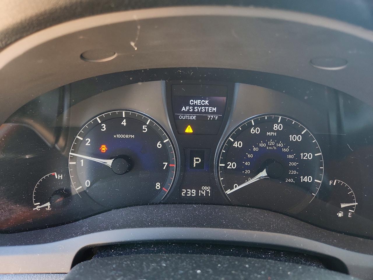 Lexus RX Base