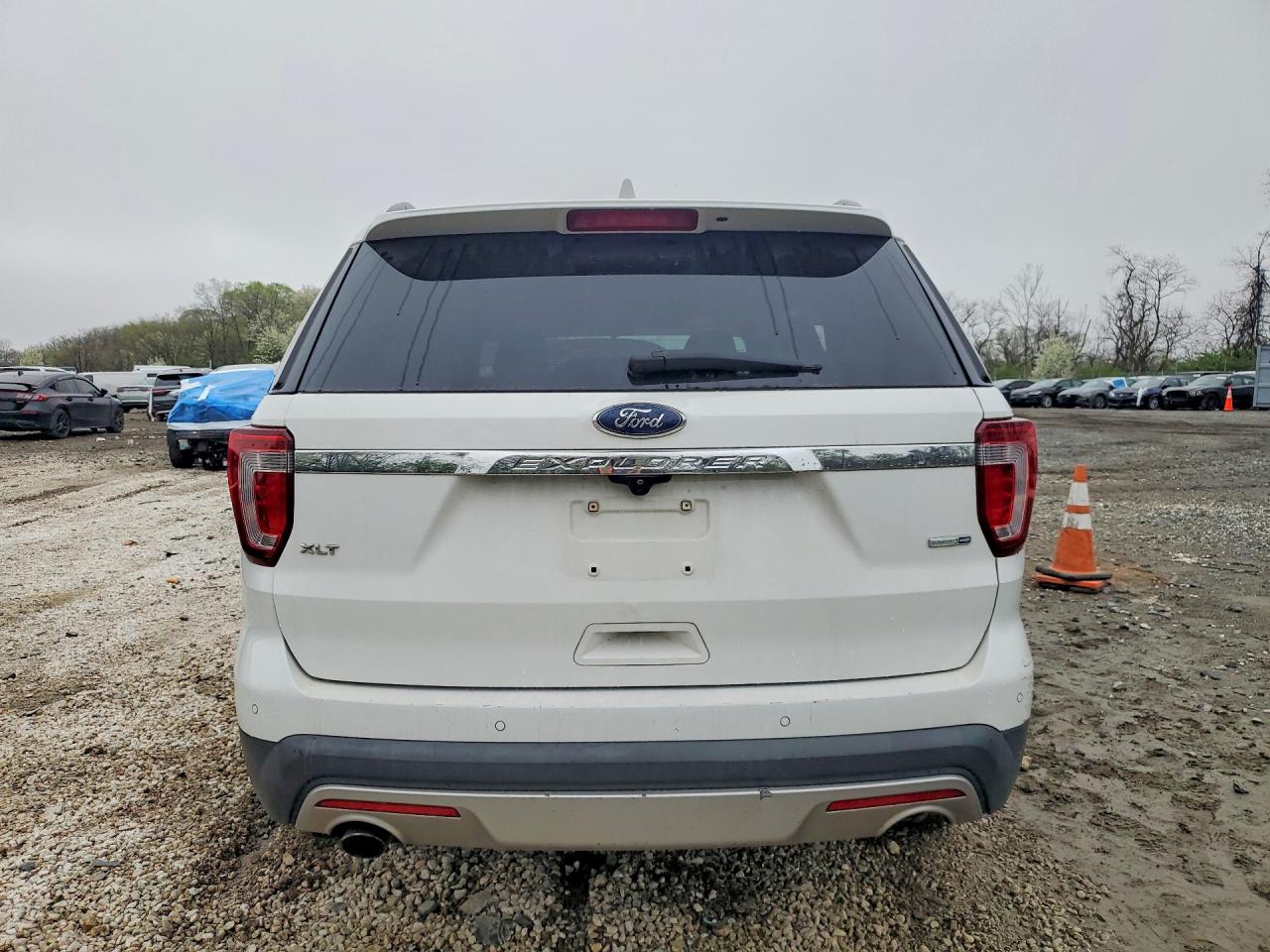 Ford Explorer Xlt