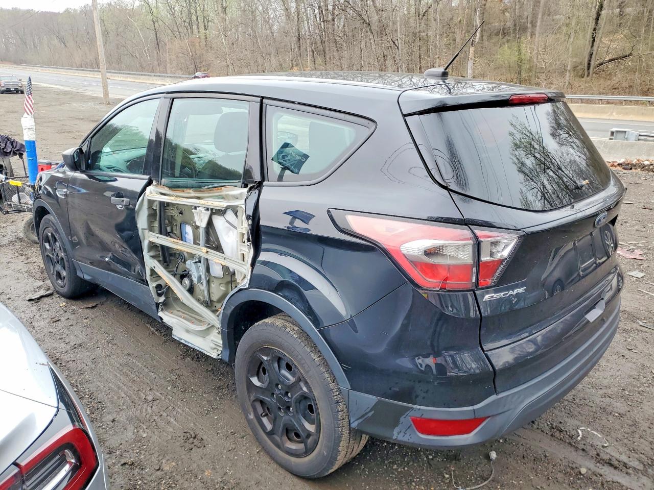 Ford Escape S