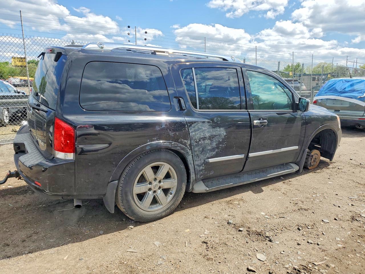 Nissan Armada Platinum