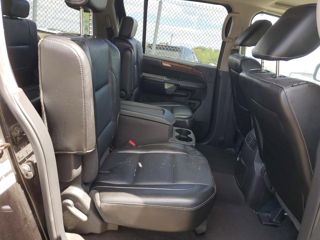 Nissan Armada Platinum