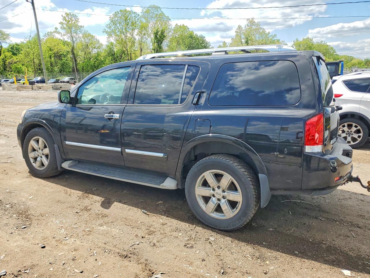 Nissan Armada Platinum